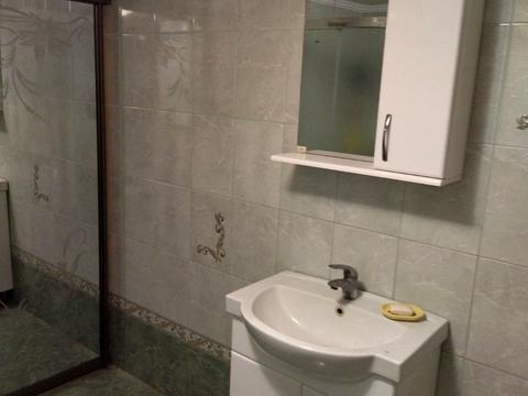 комерційна за адресою Івана Пулюя вул. (Хотовицького), 11/1