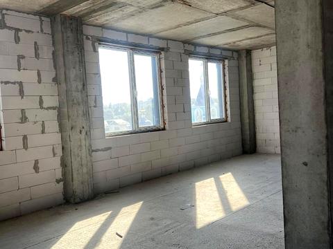 комерційна за адресою Зарічанська вул., 3/4