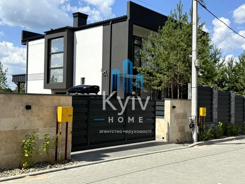 будинок за адресою Квітнева вул.