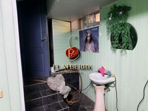 комерційна за адресою Васильківська вул., 42