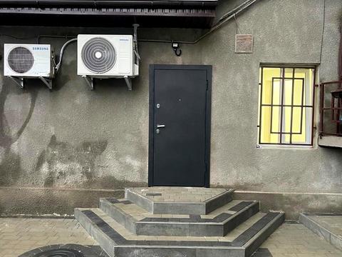 комерційна за адресою Ференца Ракоці вул., 22