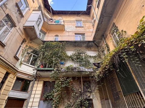 квартира по адресу Генерала Петра Григоренко пл. (Перемоги), 4