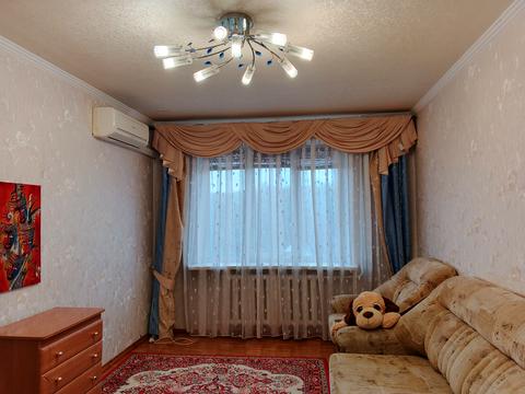 квартира за адресою Академіка Булаховського вул., 42/43