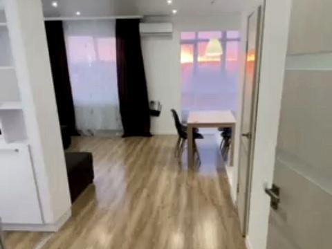 квартира за адресою Андрія Мельника вул., 10 к1