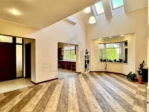 будинок за адресою Крутогірна вул., 52