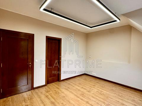 будинок за адресою Крутогірна вул., 52