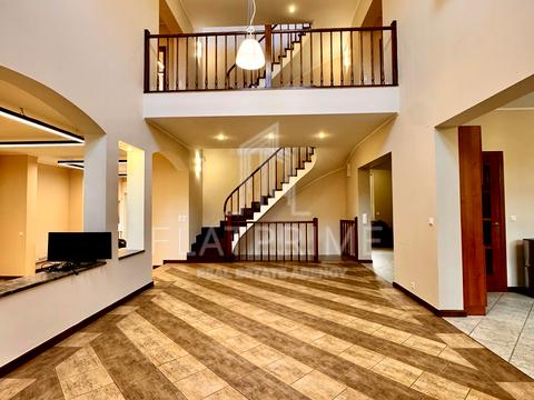 будинок за адресою Крутогірна вул., 52