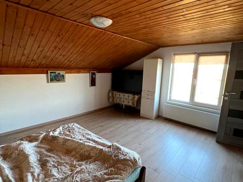 дом по адресу Крайня