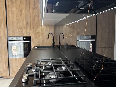 квартира по адресу Миколи Боголюбова ул., 1