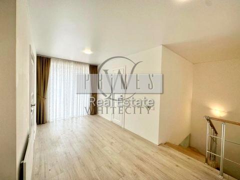 будинок за адресою Дивовижна вул., 8