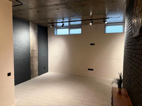 комерційна за адресою Ідейна вул. (Ідейна), 4