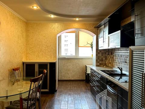 квартира по адресу Червоной Калины просп. (Владимира Маяковского), 97/15