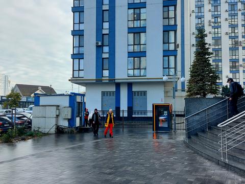 комерційна за адресою Центральна вул., 21-А