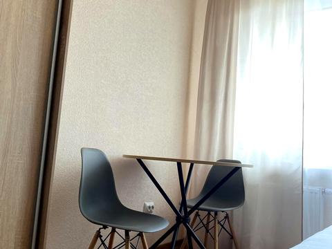 квартира за адресою Ревуцького вул., 54