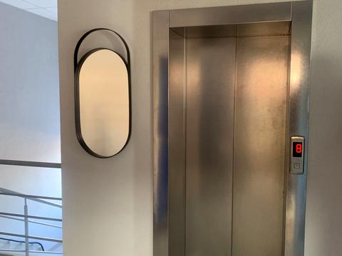 коммерческая по адресу Академика Сахарова ул., 4