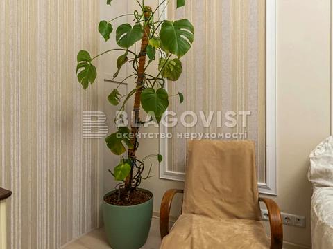 квартира за адресою Шота Руставелі вул., 32