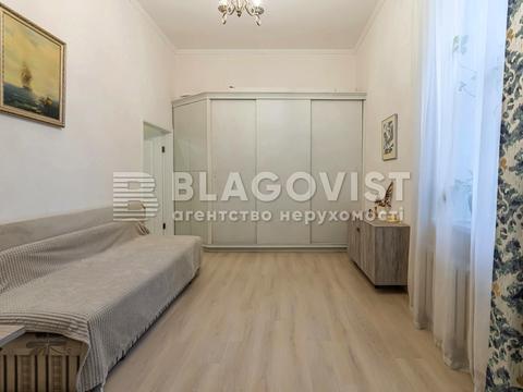 квартира за адресою Шота Руставелі вул., 32