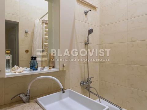 квартира за адресою Шота Руставелі вул., 32