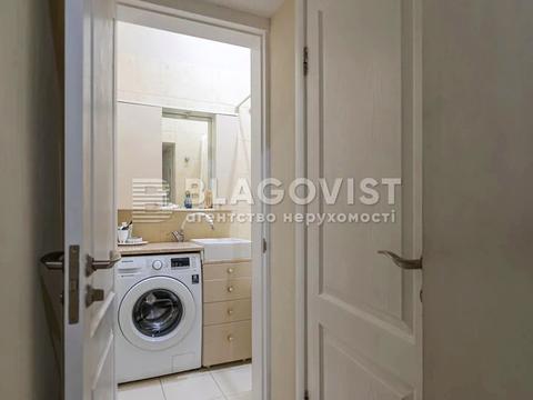 квартира за адресою Шота Руставелі вул., 32