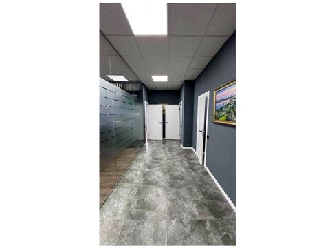 комерційна за адресою Жилянська вул., 68