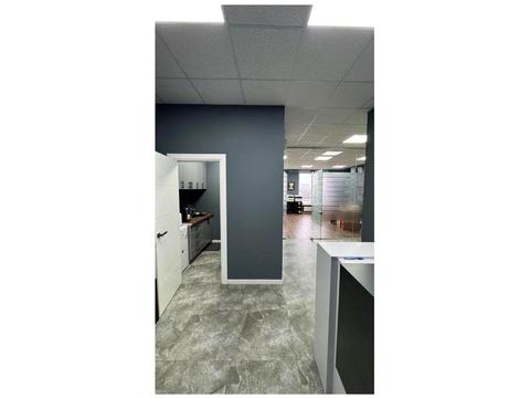 комерційна за адресою Жилянська вул., 68