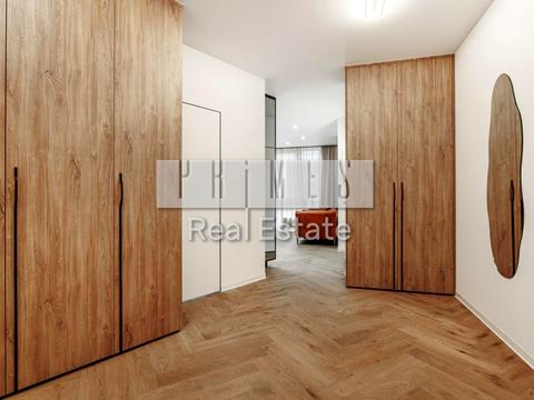 квартира за адресою Причальна вул., 10