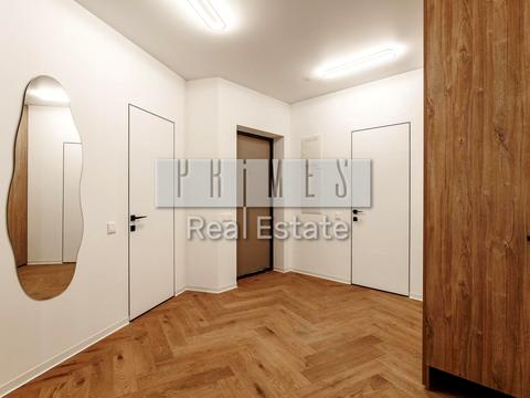 квартира за адресою Причальна вул., 10