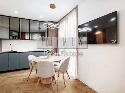 квартира за адресою Причальна вул., 10