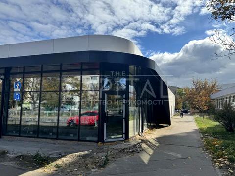 коммерческая по адресу Леонида Каденюка просп. (Юрия Гагарина), 12