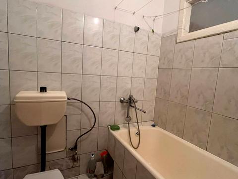 квартира по адресу Возрождения просп., 12а