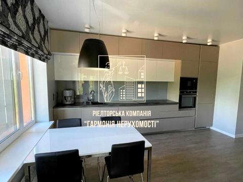 квартира за адресою Дніпровська набережна вул., 16-Г