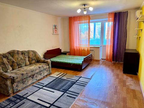 квартира за адресою Слави бульв., 8