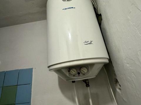 кімната за адресою проспект Юності, 14