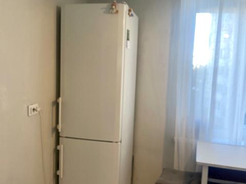 квартира за адресою Ревуцького вул., 13