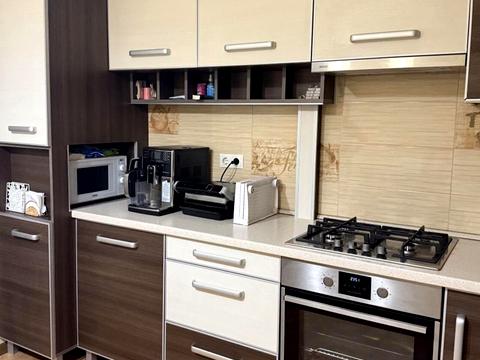 квартира за адресою Володимира Івасюка вул., 7