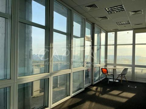 комерційна за адресою Київ, Миколи Амосова вул., 12-А