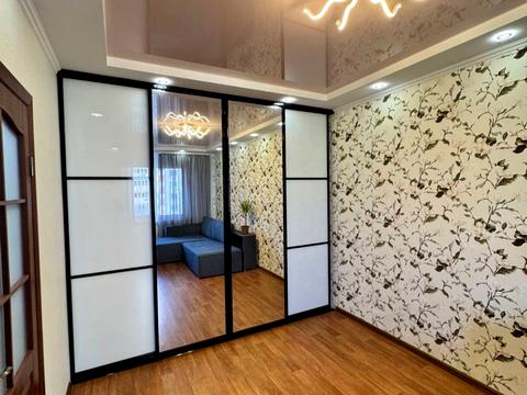 квартира за адресою Софії Русової вул., 7