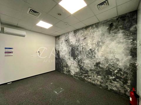 комерційна за адресою Київ, Миколи Амосова вул., 12-А