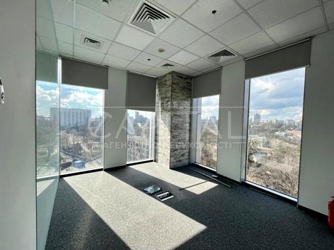 комерційна за адресою Київ, Миколи Амосова вул., 12-А