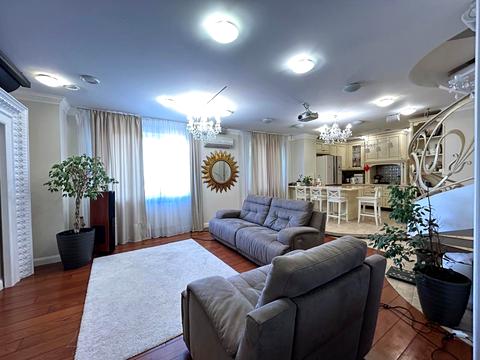 квартира за адресою Генерала Генадія Воробйова вул. (Курська), 13-Е