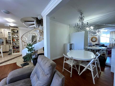 квартира за адресою Генерала Генадія Воробйова вул. (Курська), 13-Е