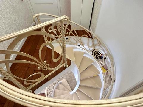 квартира за адресою Генерала Генадія Воробйова вул. (Курська), 13-Е