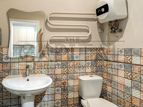 комерційна за адресою Хорива вул., 7А