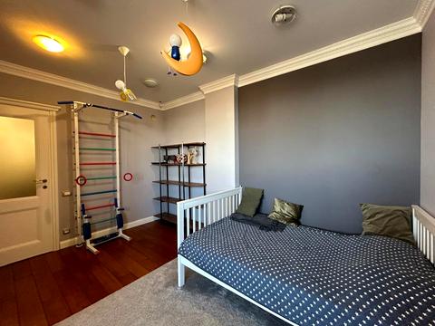 квартира за адресою Генерала Генадія Воробйова вул. (Курська), 13-Е