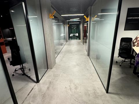 комерційна за адресою Вадима Гетьмана вул., 1