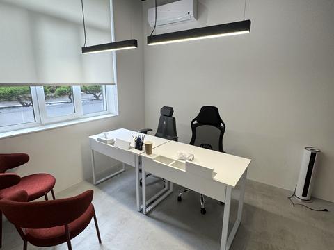 комерційна за адресою Вадима Гетьмана вул., 1