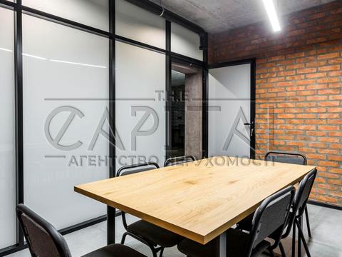 коммерческая по адресу Героев Небесной Сотни просп., 16/22