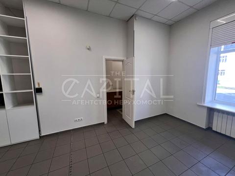 комерційна за адресою Гетьмана Павла Скоропадського вул. (Льва Толстого), 17А