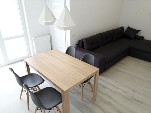 квартира за адресою Андрія Мельника вул., 10