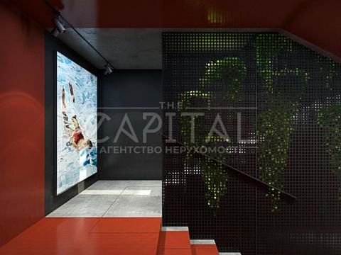 комерційна за адресою Дніпровська набережна вул., 14-Б